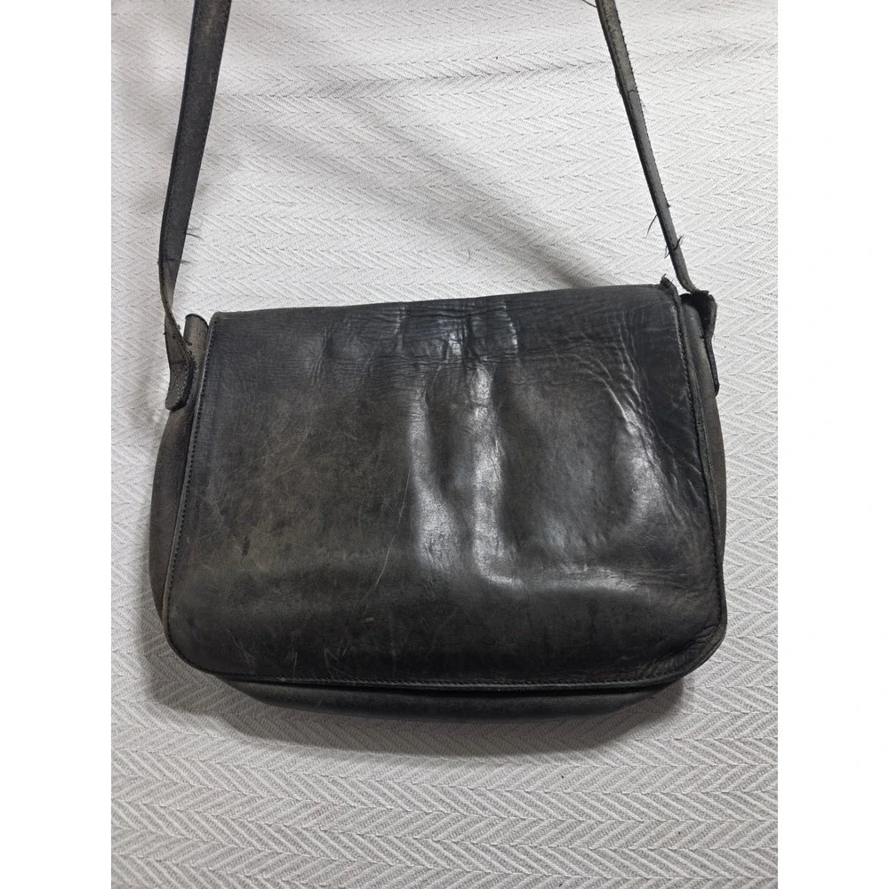 Frye Distressed Leather Messenger Bag Dark Brown Crossbody Flap Turn Lock